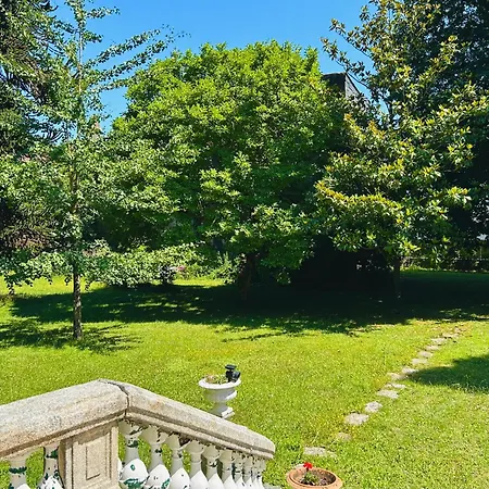 Vendégház Chateau Mesdames *
