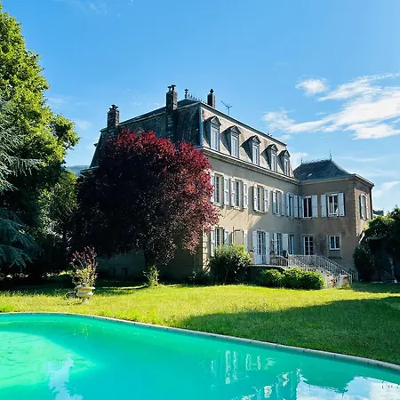 Chateau Mesdames Guest house *